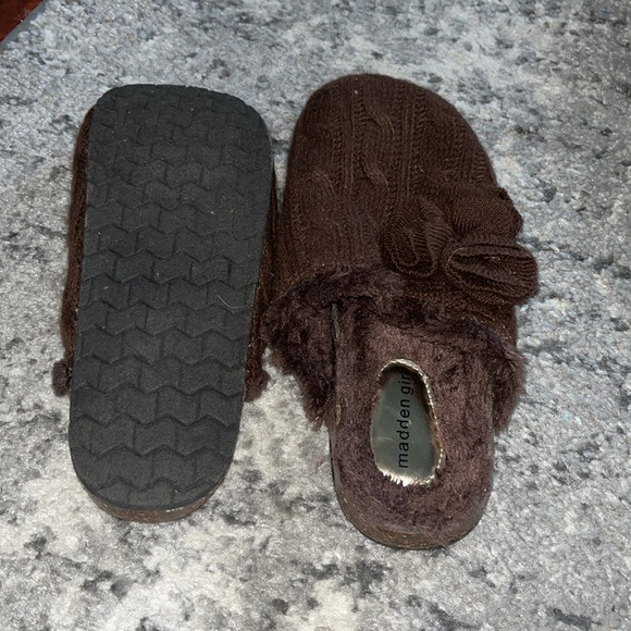 Madden Girl Clogs - size 8 - Picture 3 of 3